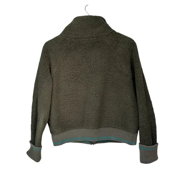 Athleta Tugga Sherpa Jacket, Mountain Olive, Small