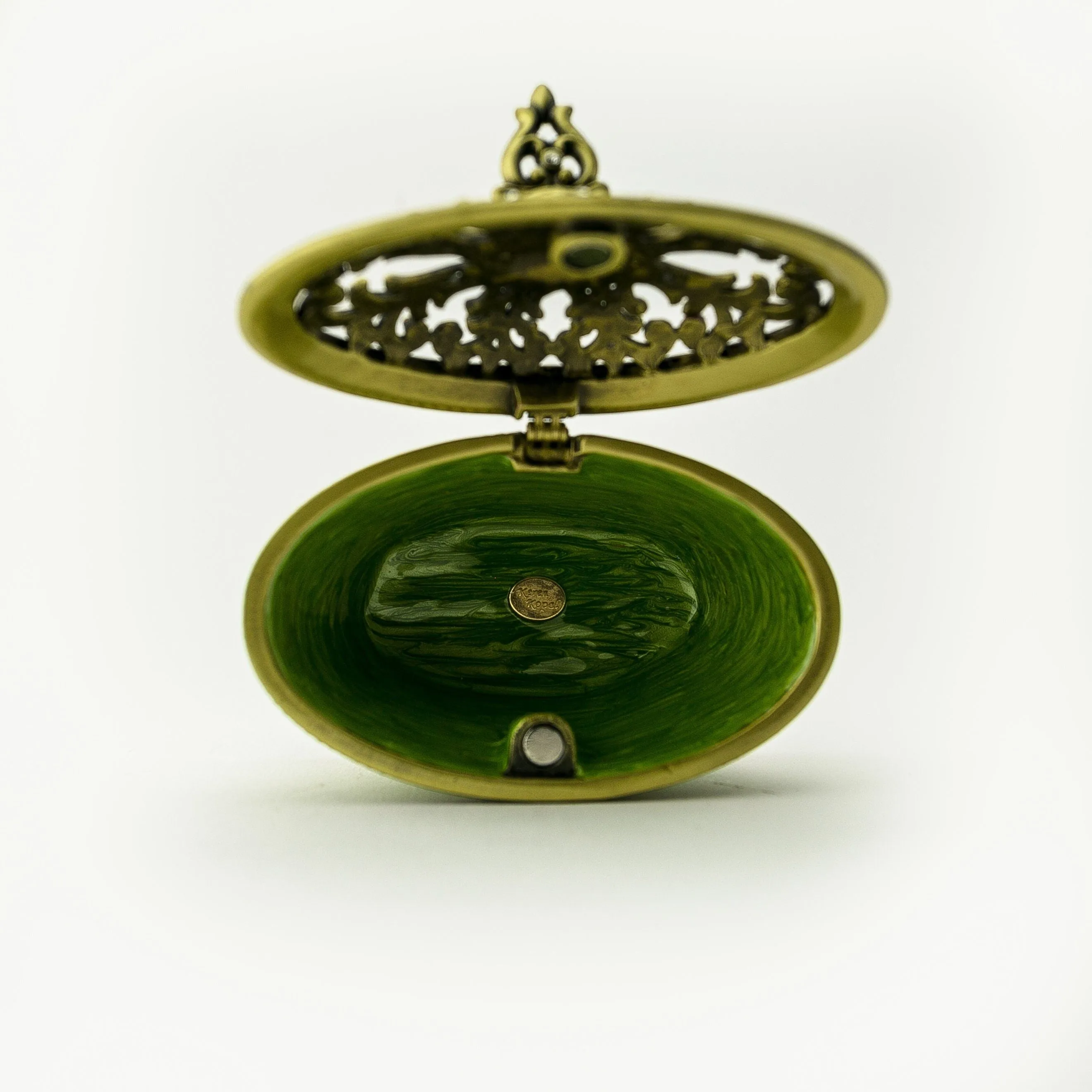 Beautiful Decorated Trinket Box