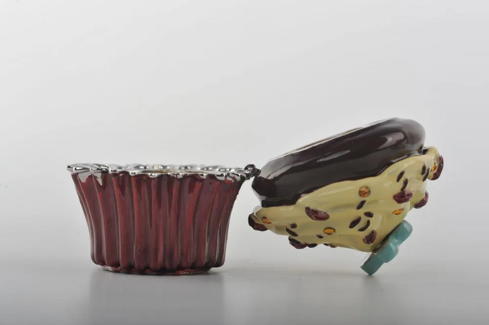 Chocolate and Vanilla Frosting Cupcake