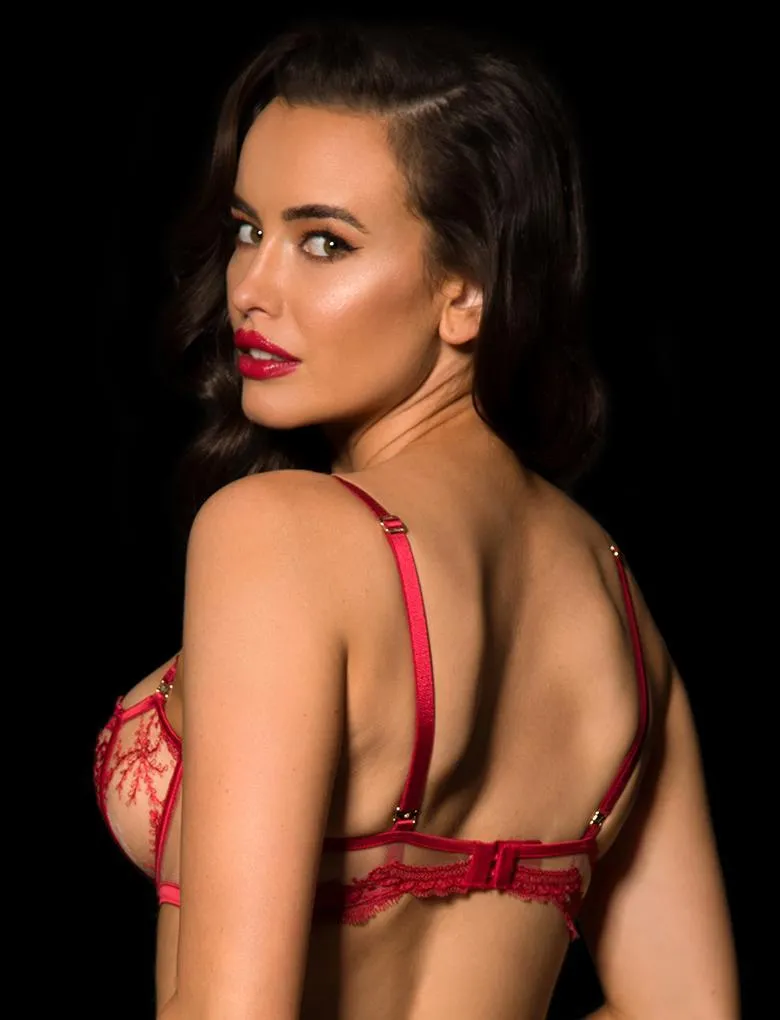 Gabrielle Red 3 Piece Set