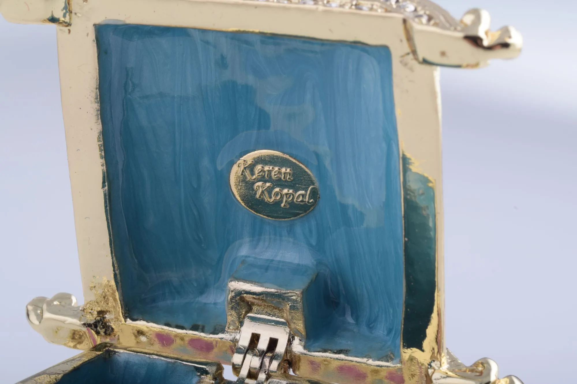 Gold Carriage with a Clock