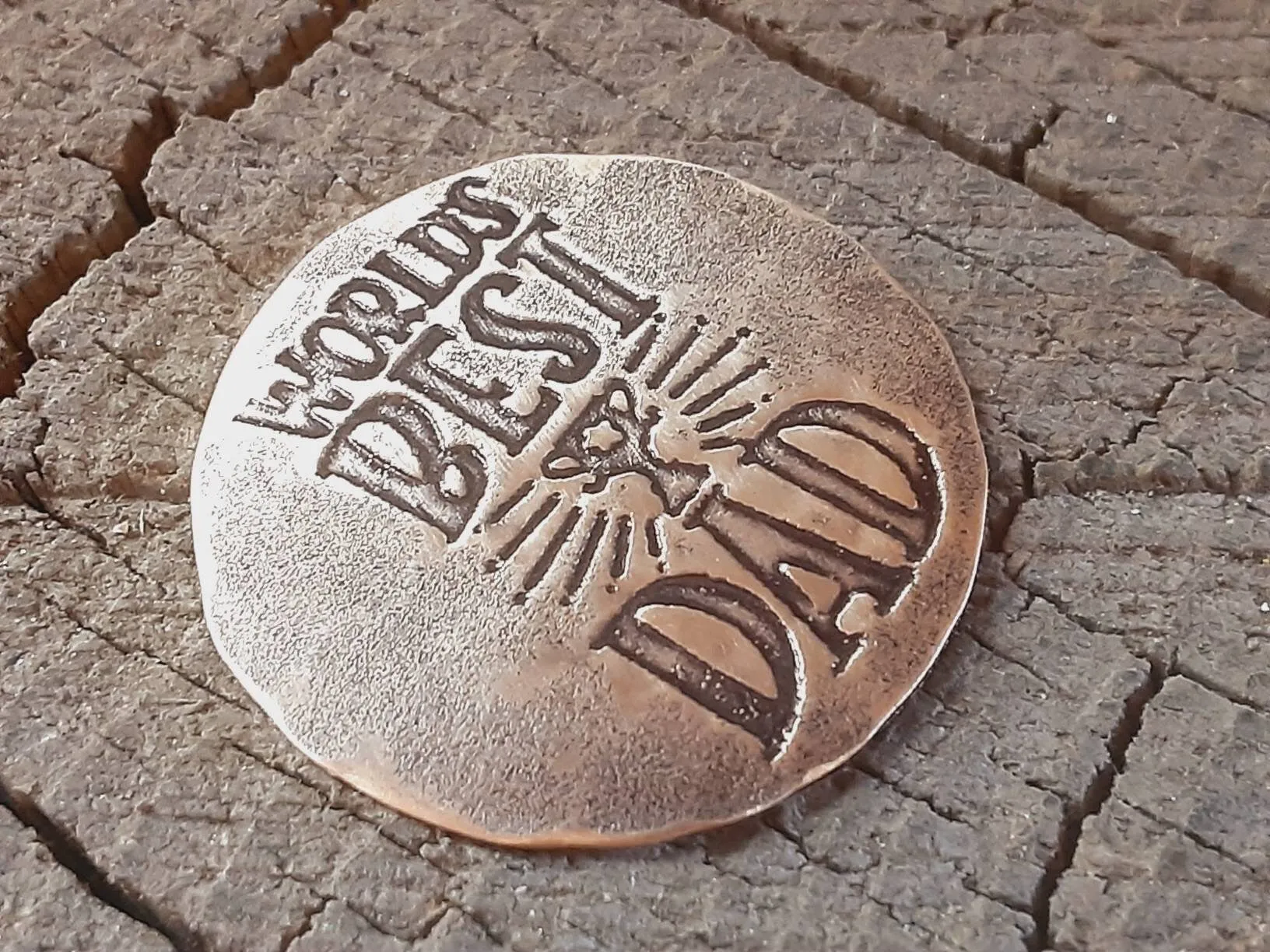 Golf ball marker in bronze for dad