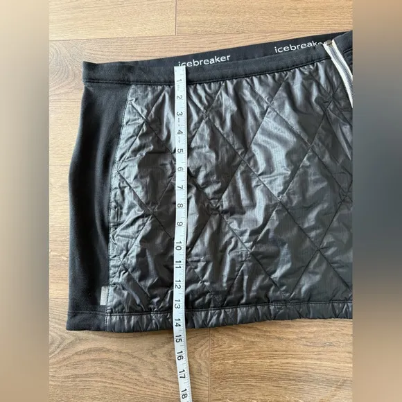 Icebreaker Merino Loft Helix Skirt Black Quilted Outdoor Hiking Skirt Size Med