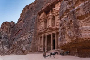 Jordan Journey - From Ancient Petra to Desert Wonders: A Comprehensive 10-Day Guide