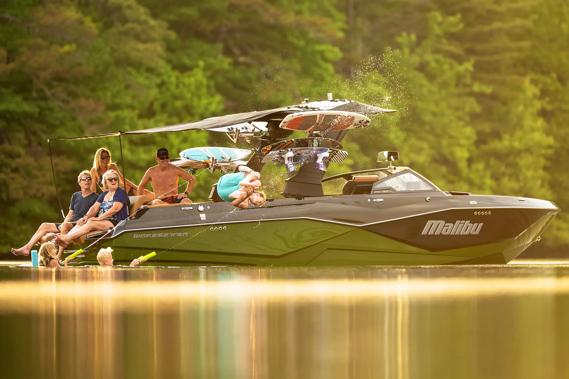 Malibu 26LSV Solo Mesh Transom Awning, GV/GX Tower, 23'-'24