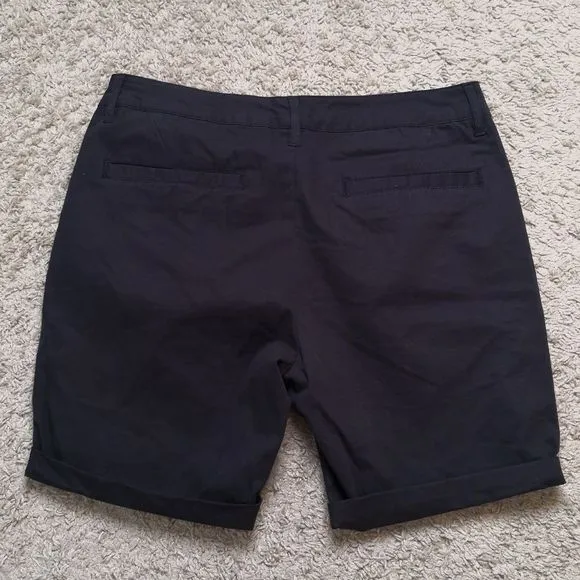New ASOS Women short hiking casual 4 pocket Sz 32