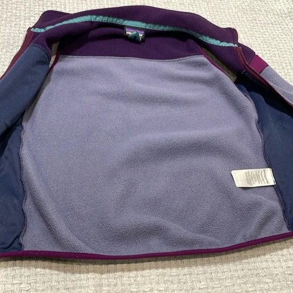 Patagonia 2016 Synchilla Women's Fleece Zip Up Vest  Purple Size Medium