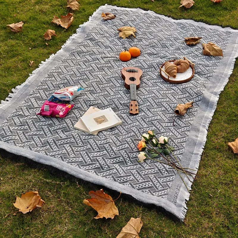 Portable Picnic Mat Outdoor! 🧺🧣🌳🍓