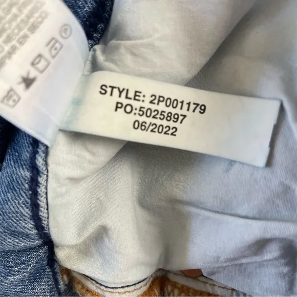 VINEYARD VINES High Rise Kick Flare Jamie Jeans Size 29